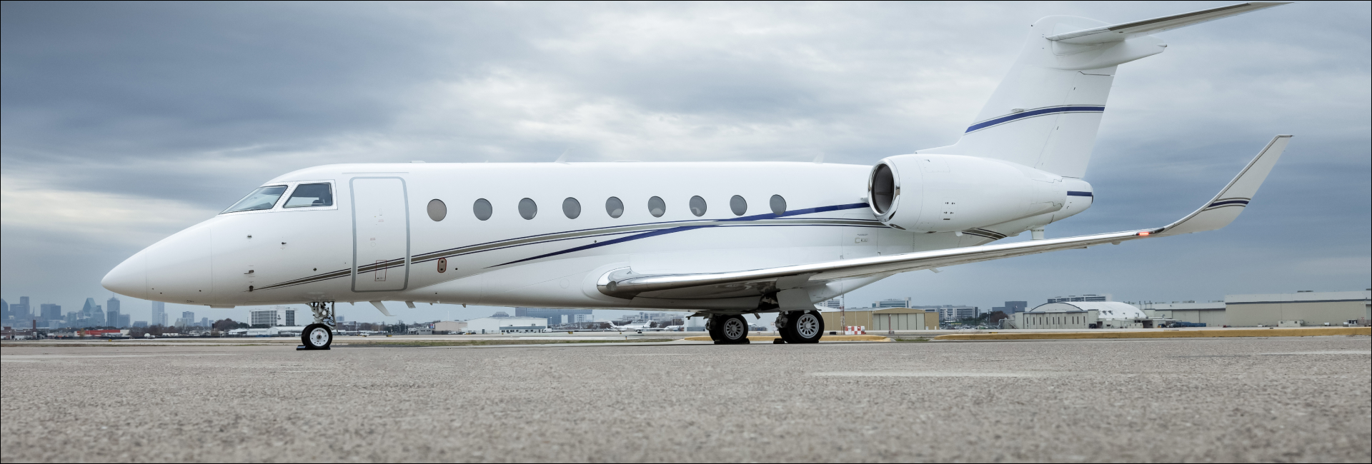 Gulstream G280 Plane